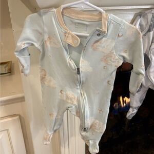 Burt’s Bees Cozy Blue Cloud Print Baby Onesie